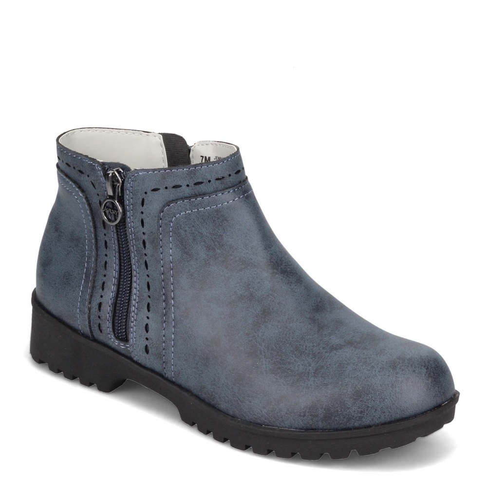Jambi Jsport Women’s bootie size 6M NEW